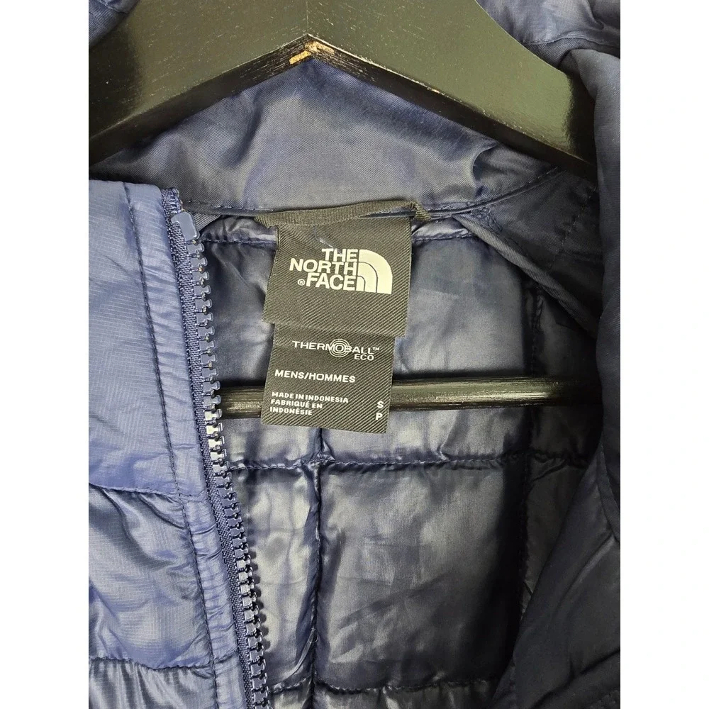 The North Face ThermoBall Eco Puffer Jacket Mens Small Blue Quilted Full Zip